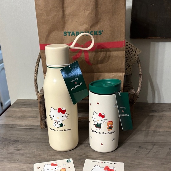HELLO KITTY STARBUCKS HOLIDAY Edition Tumbler & Water Bottle Duo w Gift Cards - Picture 11 of 13
